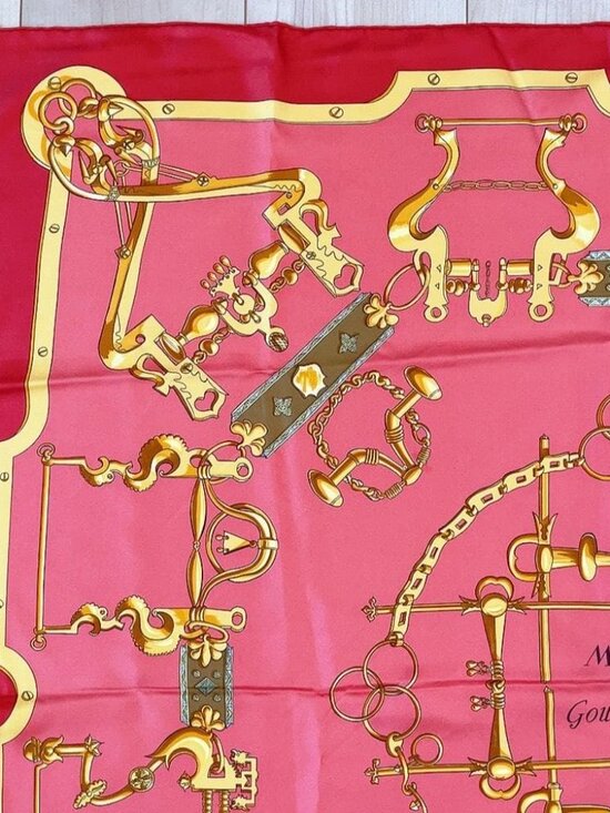Hermes Scarf Carre 90 Morset Gourmettes Bit and Chain Red - Picture 2 of 8